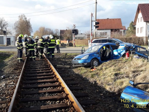 Nedělní nehoda na železničním přejezdu