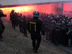 Na rizikové fotbalové utkání mezi FC Viktoria Plzeň a FC Baník Ostrava se připravuje policie