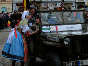 Slavností se zúčastní i  Louis Gihoul