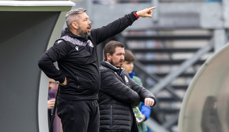 20220424-171034-CR5_4026