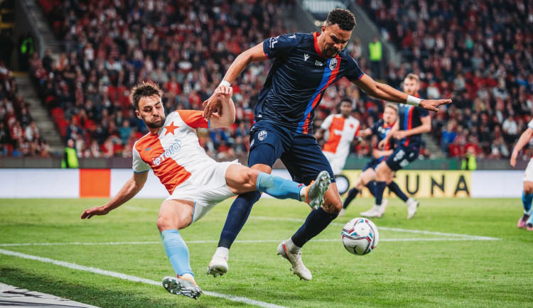 Jsme na prvním místě, ale pořád nás čekají tři těžké zápasy, říkají po remíze se Slávií hráči FC Viktoria Plzeň