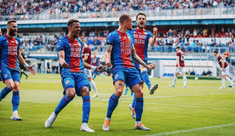 Viktoriáni smetli Spartu 3:0 a upevnili si první místo v tabulce