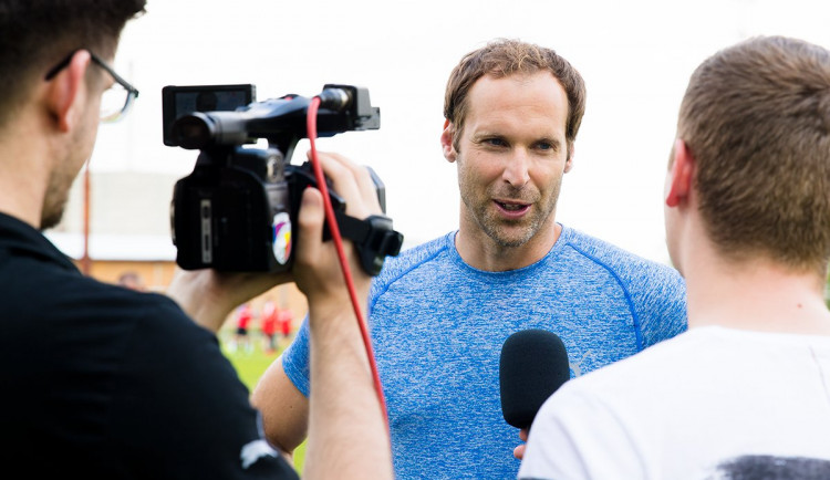 Plzeňský rodák a hvězdný brankář Petr Čech slaví 40. narozeniny. Fotbalem stále žije, jen v jiné roli