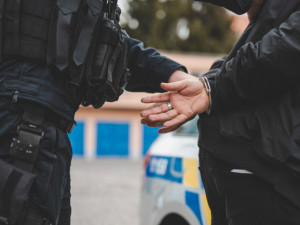Cizince podezřelého v Německu z únosu bývalé přítelkyně dopadli čeští policisté v kasinu u hranic