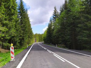 Konec oprav, motoristé už bez omezení projedou na silnici I/27 úsekem mezi Javornou a Železnou Rudou