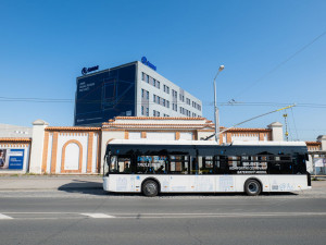 Do plzeňských ulic vyjel zcela nový typ škodováckého trolejbusu a zahájil testování v ostrém provozu