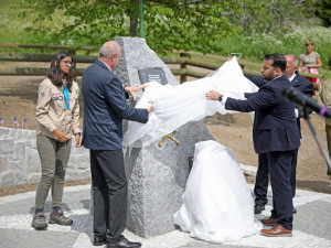 Nový památník připomíná vojáky americké 90. pěší divize