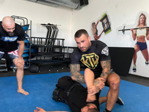 Terminátor Vémola se popral se strážníky plzeňské městské policie