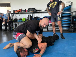 Terminátor Vémola se popral se strážníky plzeňské městské policie