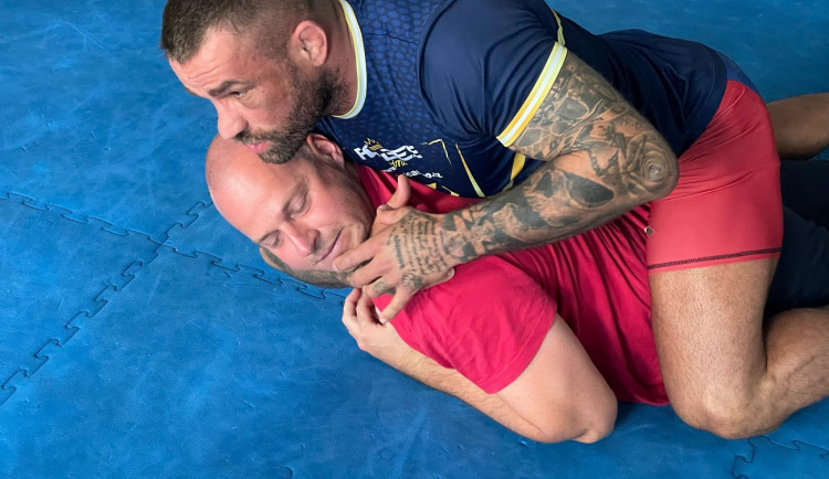 Terminátor Vémola se popral se strážníky plzeňské městské policie