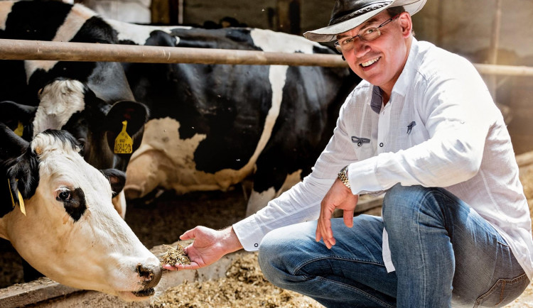 Úspěšný farmář a bývalý poslanec Pavel Šrámek už není lídrem politického uskupení Ta Pravá Plzeň