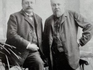 Rudolf Štech se svými přítelem Mikolášem Alšem