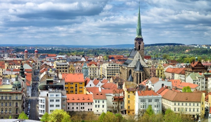Plzni přibývá 1500 až 2000 obyvatel ročně, loni po sčítání ale počet klesl