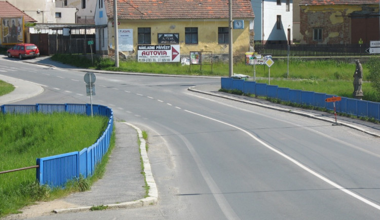 Řidiče čeká další dopravní omezení, kvůli opravě se až do konce listopadu uzavře most v Liticích