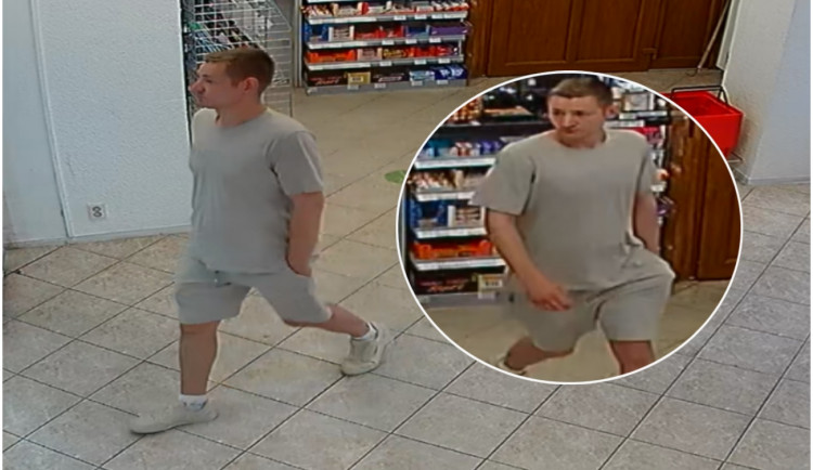 Zloděj ukradl z nezamčeného auta mobil a peněženku, pak vyrazil s kradenou platební kartou na nákupy