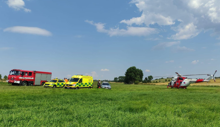 Letečtí záchranáři zasahovali na letišti v Klatovech u dalšího těžce zraněného zahraničního parašutisty