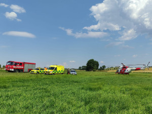 Letečtí záchranáři zasahovali na letišti v Klatovech u dalšího těžce zraněného zahraničního parašutisty