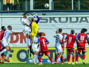 Bylo to strašně těžké utkání, říká trenér Bílek o těsné výhře nad Hradcem