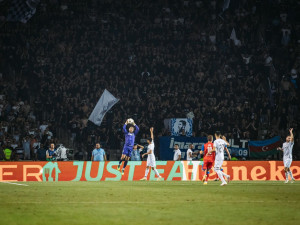 Brankář Jindřich Staněk čaroval v utkání Plzně proti Karabachu, svými výkony viktoriány výrazně podržel