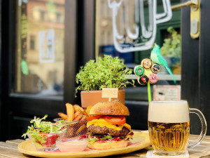 SOUTĚŽ: Vyhrajte s Drbnou vouchery do jedinečného Pivstra v Plzni