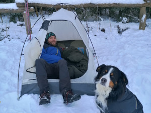 Čtyři lidi, tři psi a šest dní putování zasněženou Šumavou. O tom povypráví cestovatel Slávek Král, foto: Slávek Král.
