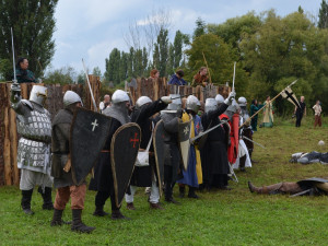 FOTO: Velkolepou bitvou o Akkon zamávalo počasí i nedostatek bojovníků, diváci přesto nepřišli o akční podívanou