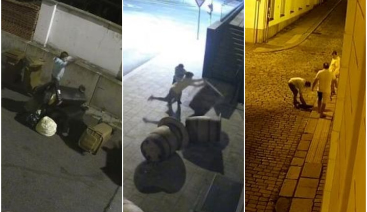 Mladíci vyrazili na noční tah městem, ze srandy kopali do popelnic i vysadili víko od kanálu