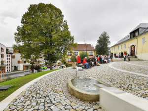 Železná Ruda se pyšní novým náměstím Karla Klostermanna za 11 milionů korun