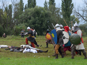Avizovaná pompézní akce skončila totálním fiaskem, Templářský víkend naštval diváky i trhovce
