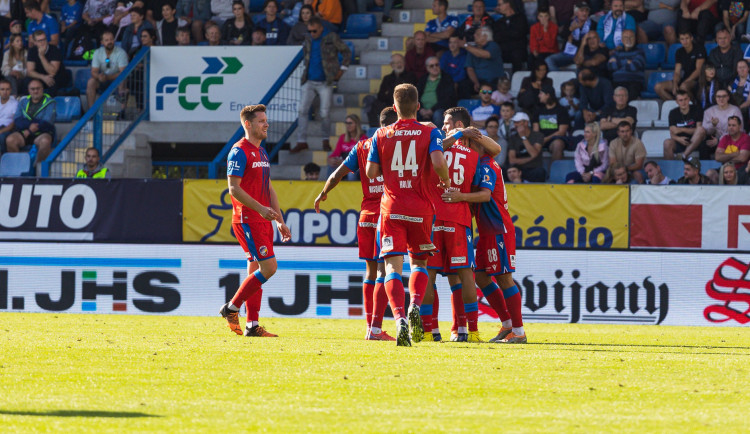 Fotbalisté Plzně vyhráli v Liberci a poskočili do čela neúplné ligové tabulky