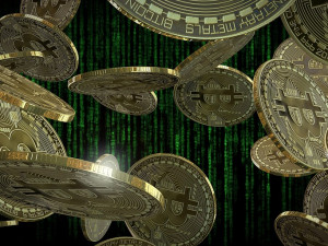 Důvěřivec přišel při pochybném nákupu bitcoinů o více než 200 tisíc korun, poslal podvodníkům bankovní údaje