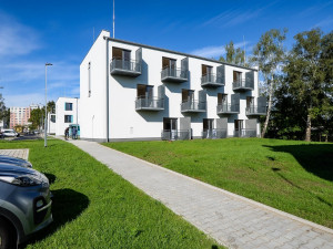Plzeň dokončila stavbu 18 bytových domů v Zátiší, jde o jeden z největších městských projektů v ČR