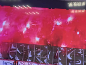 Viktoriáni doma oslabenou porazili Slavii 3:0 a a vystřídali ji v čele tabulky