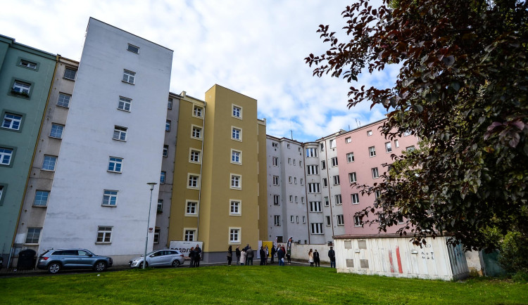 Město chce mít v problémových lokalitách domovníky, řešit budou údržbu domů i sousedské spory