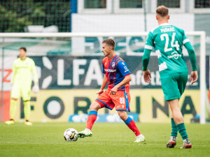Tvrdoň má za sebou premiérový start v letošní sezoně, předvedl několik zákroků a stal se hráčem utkání