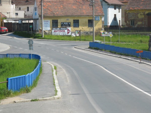 Silniční most v Liticích se na dva měsíce úplně uzavře, projdou jen pěší po provizorním chodníku