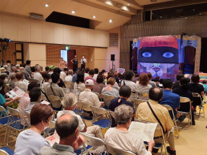 Plzeňští loutkáři slavili v Japonsku obrovský úspěch, nadšeně jim tleskaly tisícovky diváků