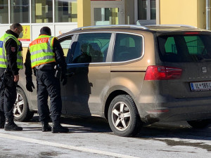 Kvůli rostoucí migraci zesílili bavorští policisté namátkové kontroly u česko-německých hranic