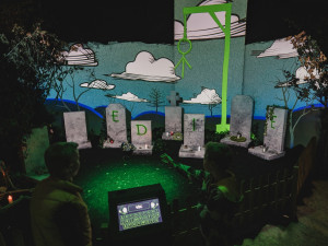 Světelná interaktivní rodinná expozice v DEPO2015 promění návštěvníky v Lovce znaků