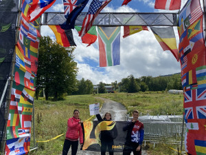 Plzeňané ovládli mistrovství světa v překážkovém závodě ve Vermontu, přivezli si domů čtyři cenné kovy