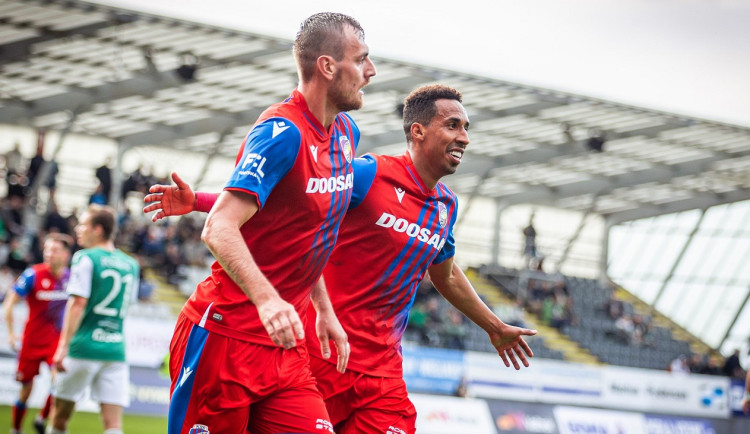 Plzeňané nadále proplouvají nejvyšší domácí soutěží bez prohry, Jablonec jednoznačně přehráli 3:0