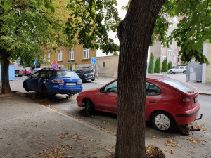 Autovraky straší v ulicích města i dlouhé měsíce, nahlásit je mohou lidé přes aplikaci v mobilu