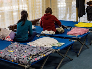 Počty uprchlíků z Ukrajiny začnou před zimou více růst, očekává s obavami vedení Plzeňského kraje