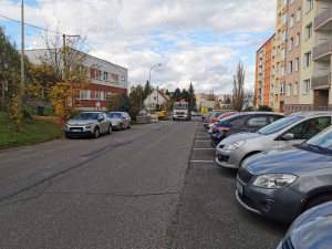 Problémová křižovatka na lochotínském sídlišti projde rekonstrukcí, bude bezpečnější