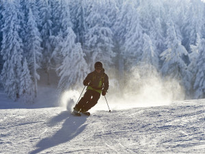 Příhraniční lyžařské středisko na německém Javoru zdražuje skipas na 39 eur a ruší večerní lyžování