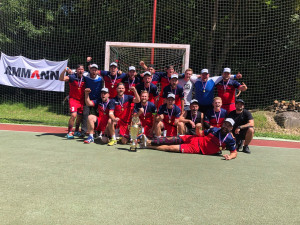 Kariérní růst u policie nejsou jen prázdná slova. Z kluka z plakátu se stal zástupce ředitele