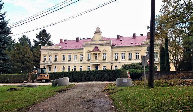 Takto zachytila Sociální a zdravotní centrum Letiny při své návštěvě v roce 2014 kancelář ombudsmanky