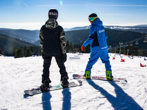 Skiareál Klínovec chystá otevření nové sjezdovky. Bude nejdelší v Česku