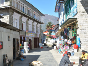 SAMA V NEPÁLU: Z Ramechhapu do Lukly aneb nejdelší horská dráha na světě a nejděsivější letiště světa