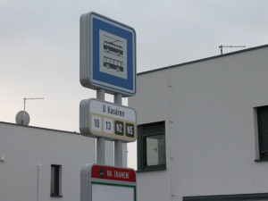 Cestujícím v trolejbusech začne ještě tento týden sloužit nová zastávka U Kasáren v Nepomucké ulici